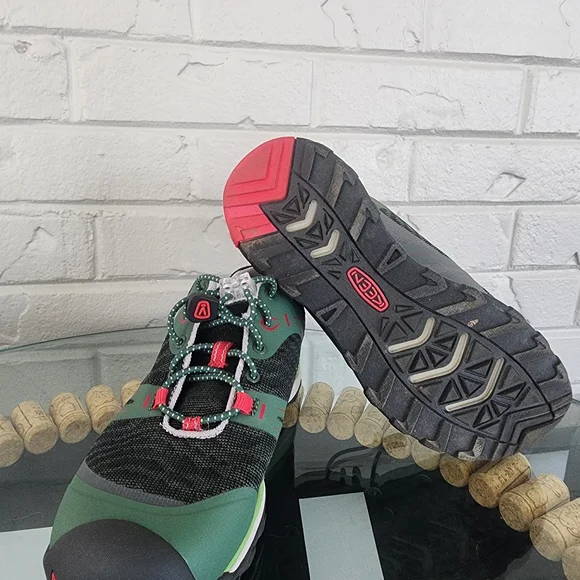 Keen Women's Pink and Green Hiking Shoes - Picture 2 of 4